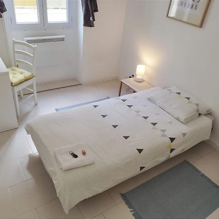 Private Room In Shared Apartment In The Center Of Νίκαια Εξωτερικό φωτογραφία